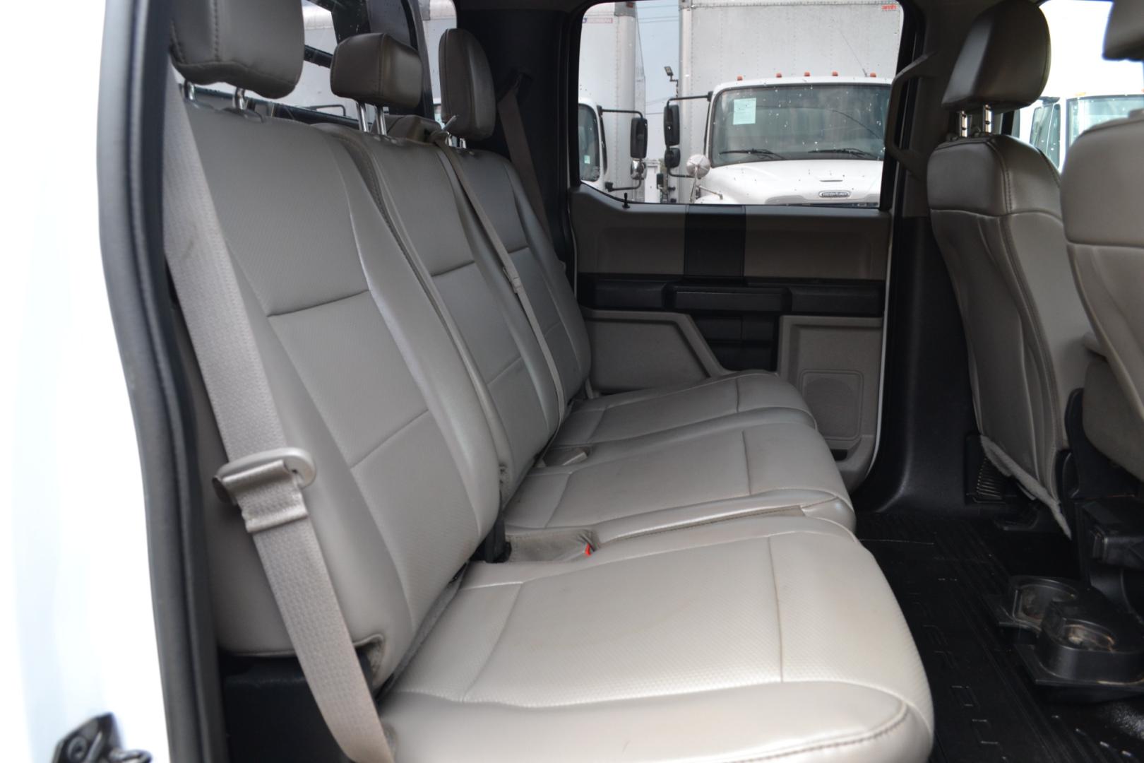 2019 WHITE /GRAY Ford F-350 with an POWERSTROKE 6.7L DIESEL engine, 6SPD AUTOMATIC transmission, located at 9172 North Fwy, Houston, TX, 77037, (713) 910-6868, 29.887470, -95.411903 - CREW CAB, 4X4, 11,500LB GVWR , WB: 176", RATIO: 3.31, 8.5FT FLATBED, 84" WIDE, GOOSENECK/BUMPER PULL HITCH, EXHAUST BRAKE, REVERSE CAMERA , POWER INVERTER, FULLY LOADED - Photo#12